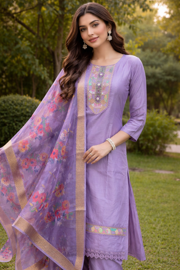 file_000000005ad07206913640e7850e4091 (1) Women Floral Pinted Kurta with Pant & Dupatta